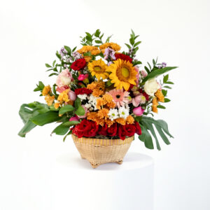 Bold tropical flower arrangements | Bali-inspired bouquets | Vibrant exotic flowers Bali | Statement bouquets | Tropical floral design | Colorful flower arrangements | Unique bouquets Bali | Standout floral gifts