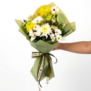 Curated flower arrangements Bali | Aesthetic bouquets | Modern floral design | Large flower arrangements | Flower gifts Bali | Designer bouquets | Floral decor Bali | Premium flower arrangements | Ready-made bouquets Bali | Thoughtful floral gifts
