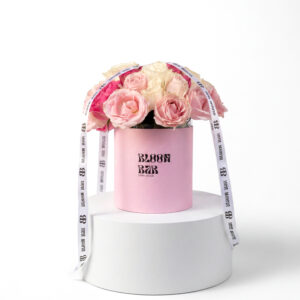 41 Holland Roses Bloom Box
