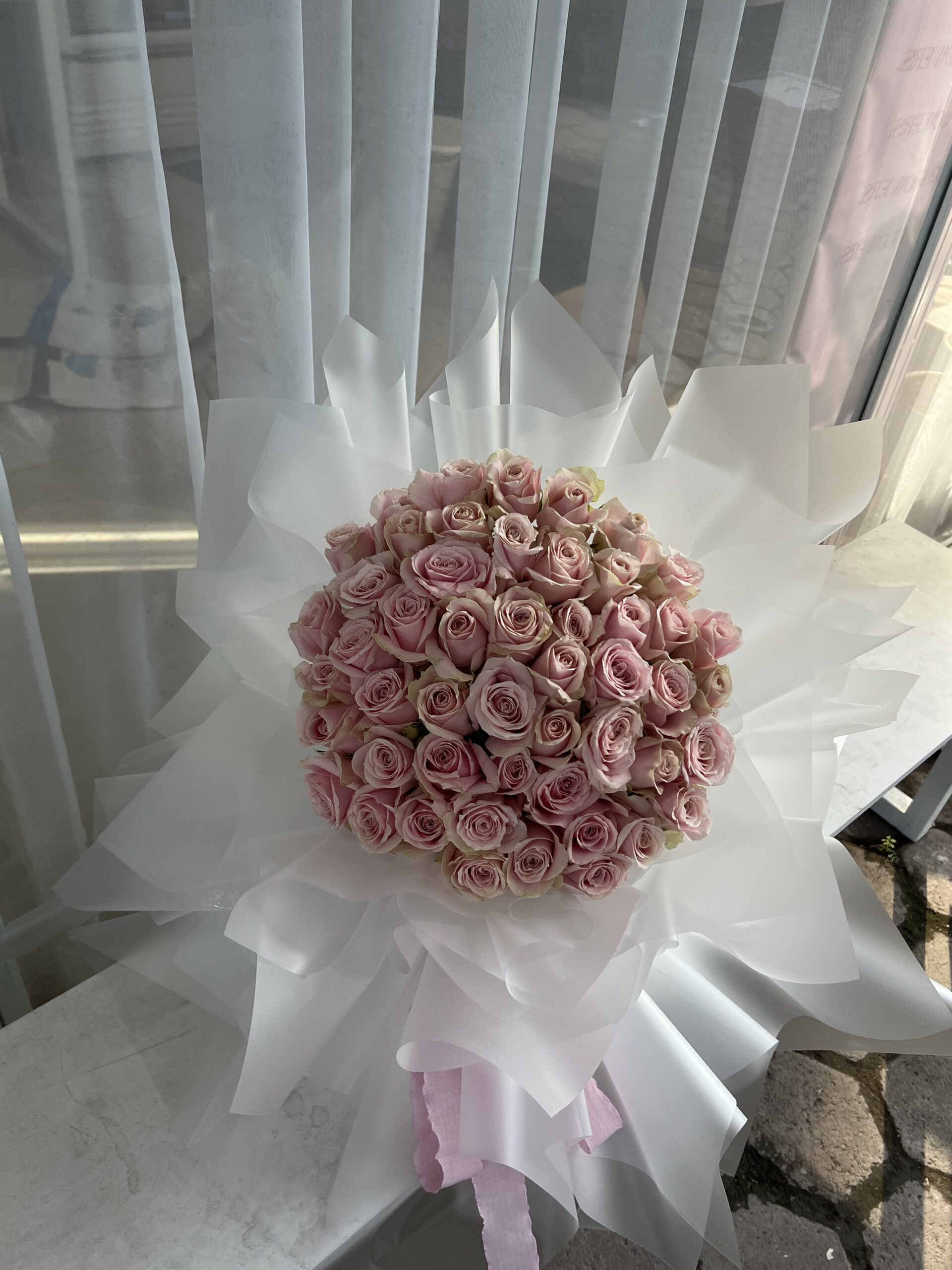 51 Rose Amour - Image 3